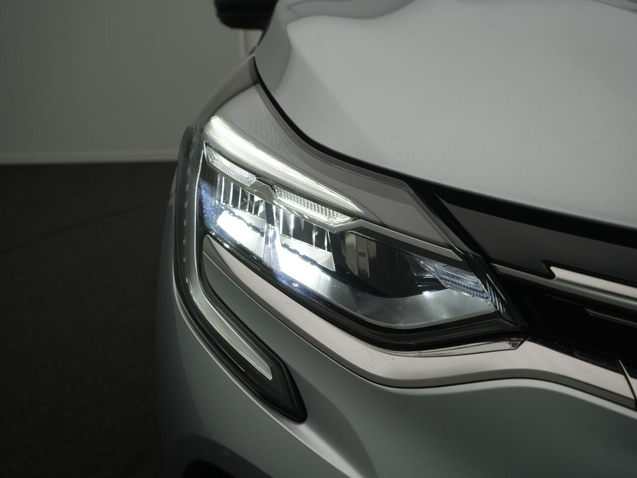 Renault CAPTUR TCe 90 Intens - RIJKLAARPRIJS - Achteruitrijcamera - All Seasonbanden - Dealeronderhouden