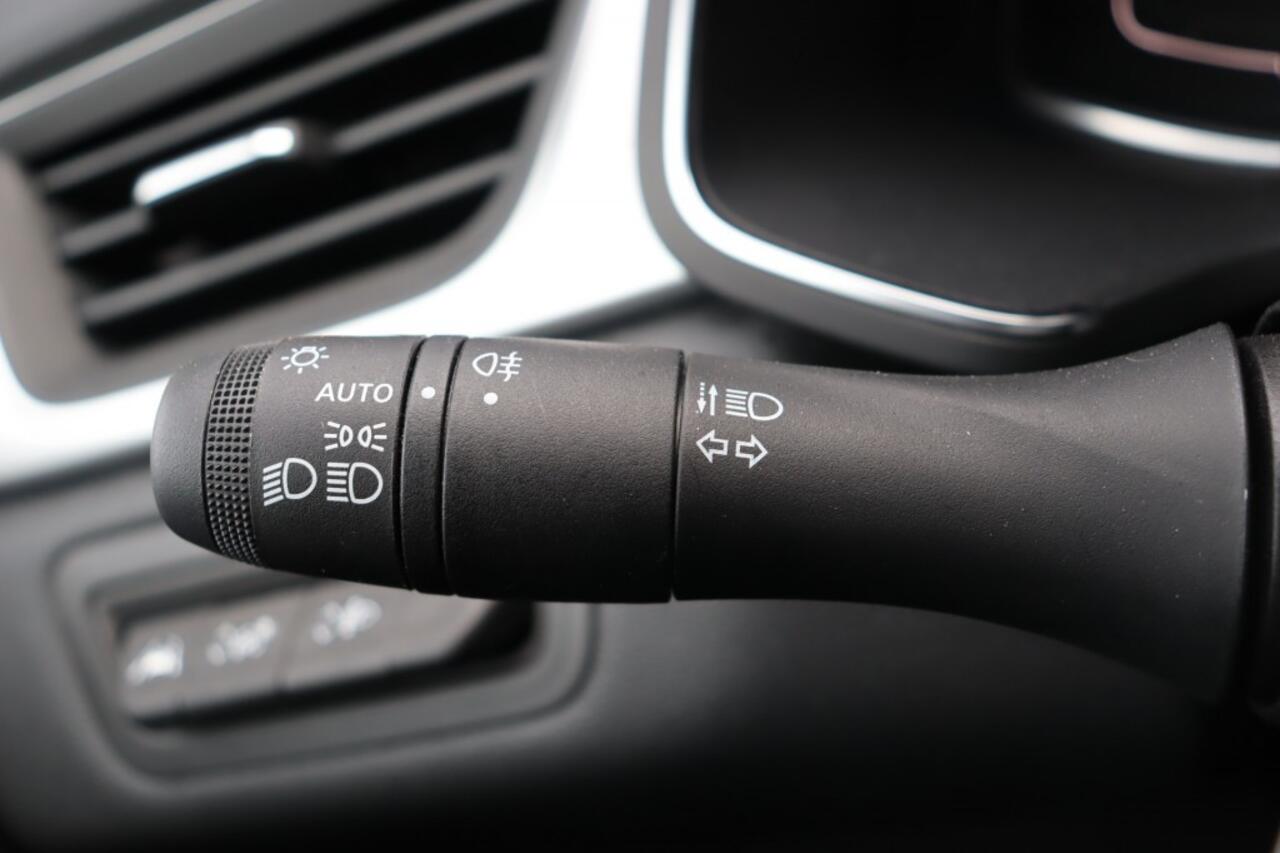 Renault CAPTUR 1.0 TCe 95 pk Intens - Navi - LED