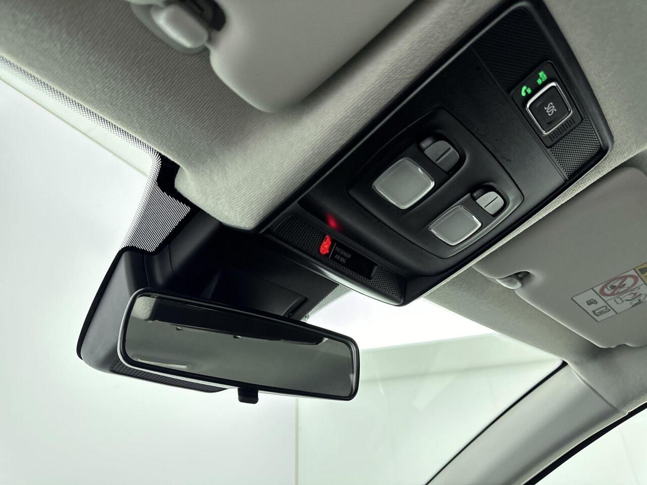 Renault CAPTUR 1.0 TCe 90Pk Evolution | Achteruitrijcamera | Navigatie | Parkeersensoren | Android & Apple Carplay | Cruise Control | Keyless Entry |