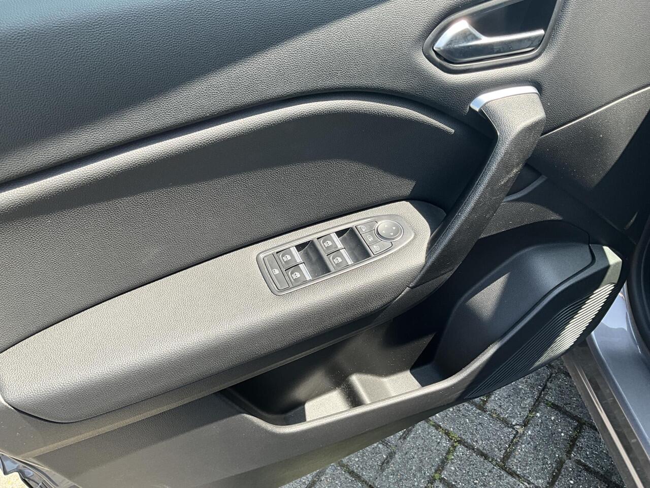 Renault CAPTUR 1.0 TCe 90 Intens 360 Camera