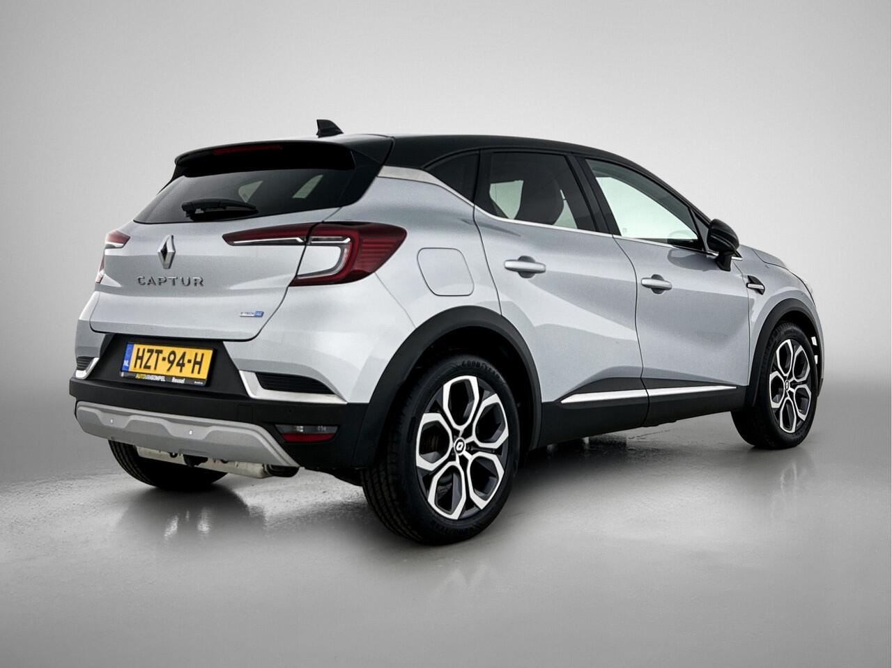 Renault CAPTUR E-Tech plug-in hybrid 160PK techno / NAVI GROOT / 18" LM / STOELVERWARMING