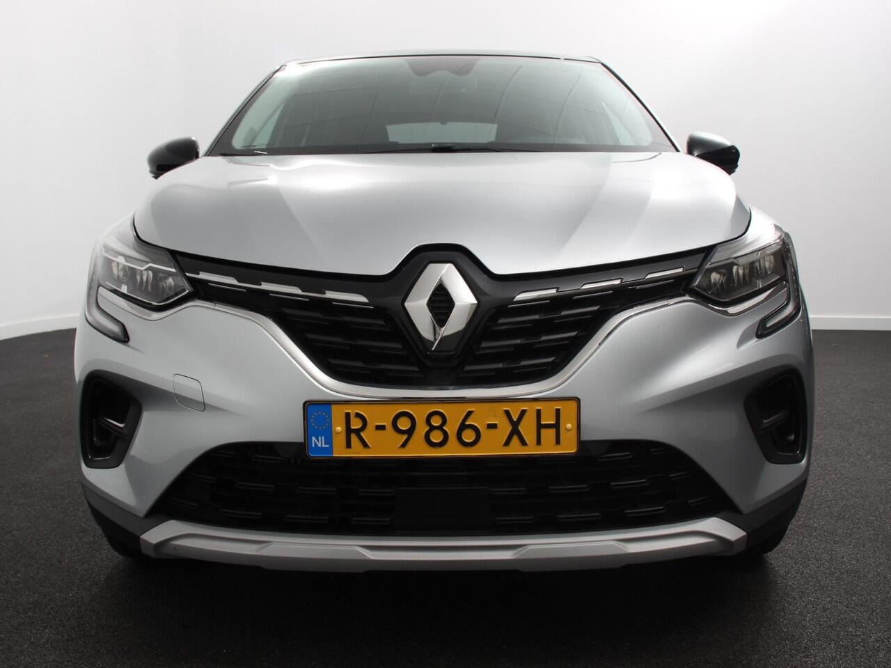 Renault CAPTUR 1.0 TCe 90 Intens | Navigatie | Climate Control | Virtual Cockpit | Led | Parkeer sensoren | Cruise Control | Lichtmetalen velgen