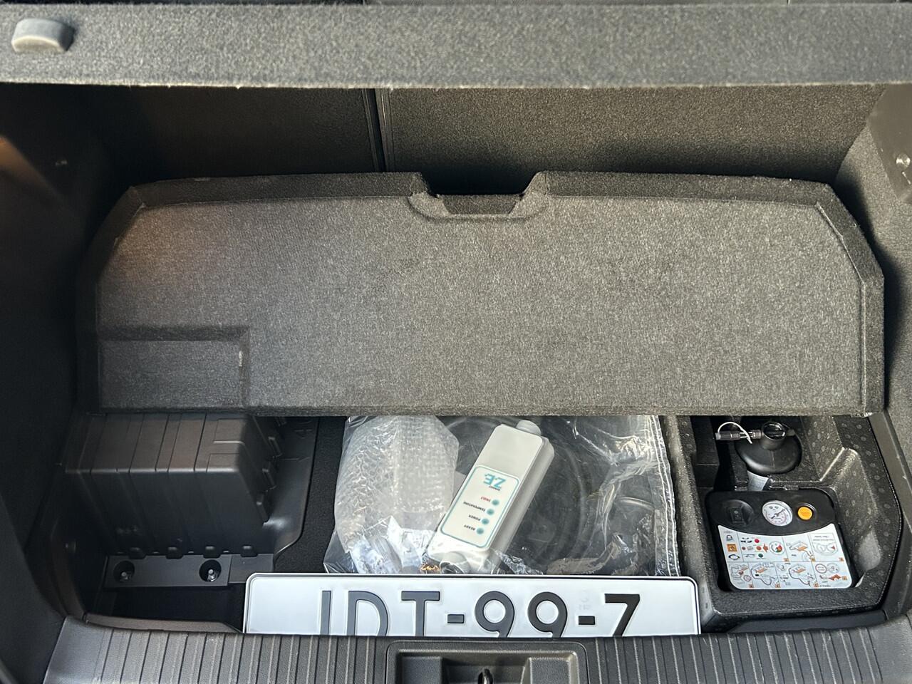 Renault CAPTUR 1.6 E-Tech Plug-in Hybrid 160 Intens Pano Trekhaak Dealer O.H.