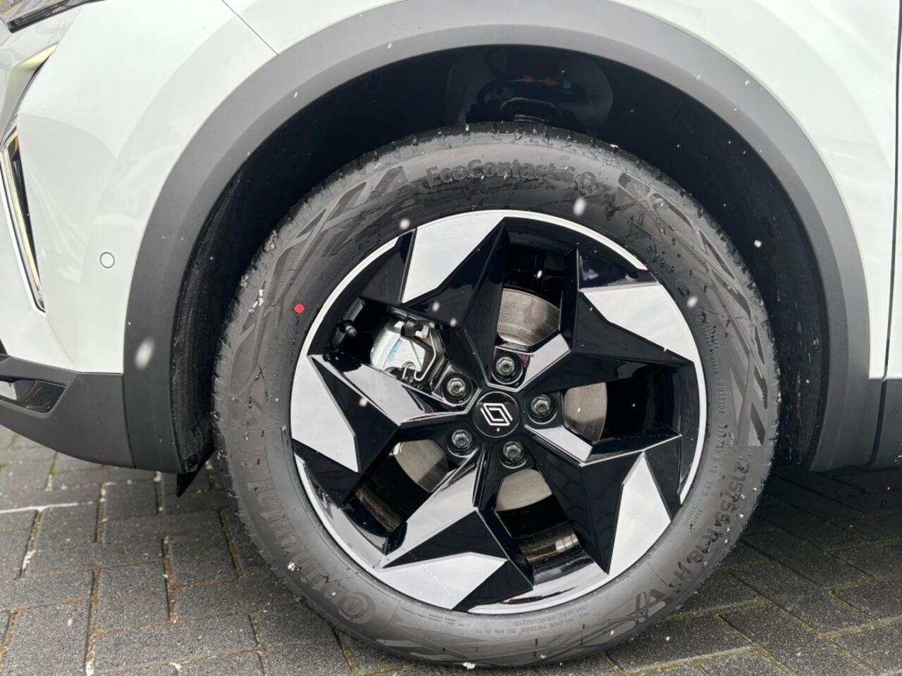 Renault CAPTUR Techno Full Hybrid E-Tech 160 Pack Winter