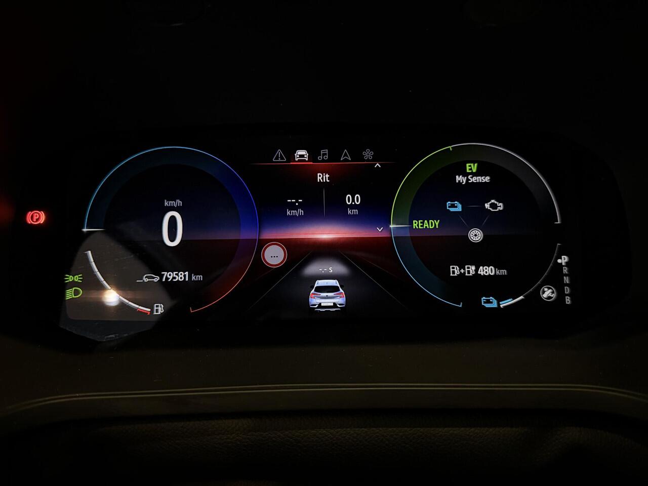 Renault CAPTUR 1.6 E-Tech Plug-in Hybrid 160 Techno | Navigatie | Climate Control | Cruise Control | Lichtmetalen velgen 17" | Parkeersensoren en achteruitrijcamera | Apple Carplay/Android Auto