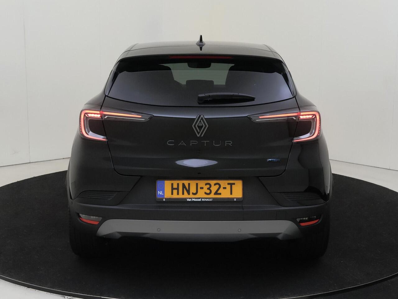 Renault CAPTUR 1.6 E-Tech full hybrid 145 esprit Alpine | Navi | Camera | Adaptive Cruise | Stoel + Stuurverwarming |