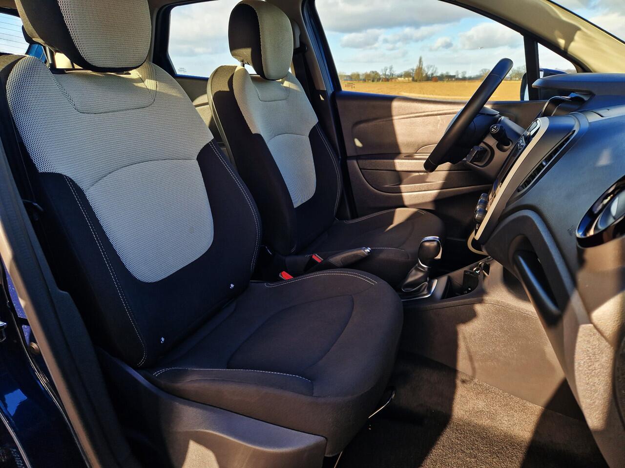 Renault CAPTUR 1.5 dCi - 90 Pk - Euro 6 - AUTOMAAT - Navi -