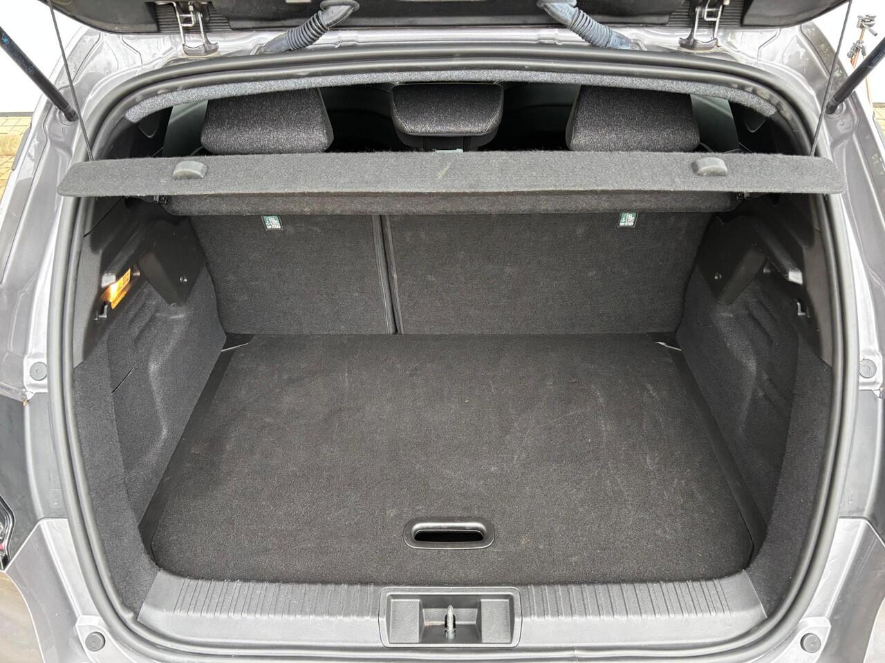 Renault CAPTUR 1.6 E-Tech full hybrid 145 techno | Navigatie | Camera | Cruise control | Stoel + Stuurverwarming