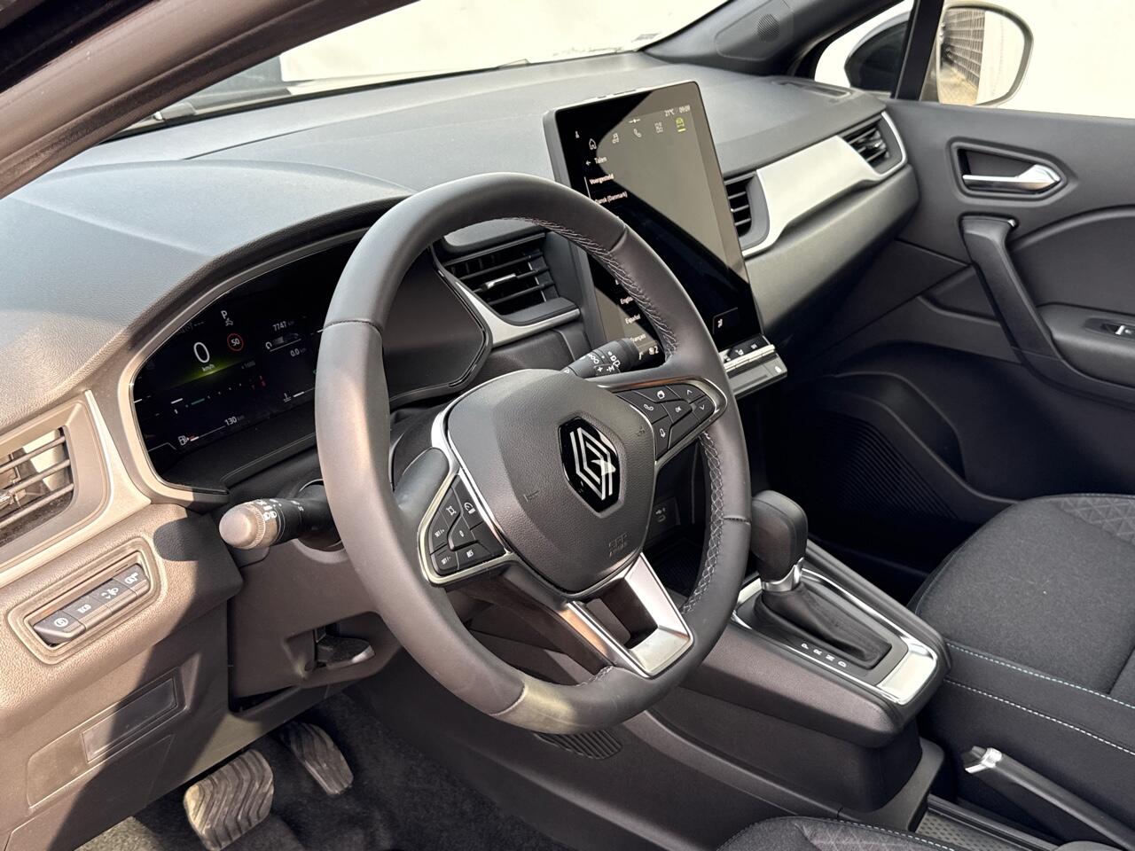 Renault CAPTUR 1.3 mild hybrid 160 evolution EDC AUTOMAAT / CAMERA / ECC / PDC ACHTER