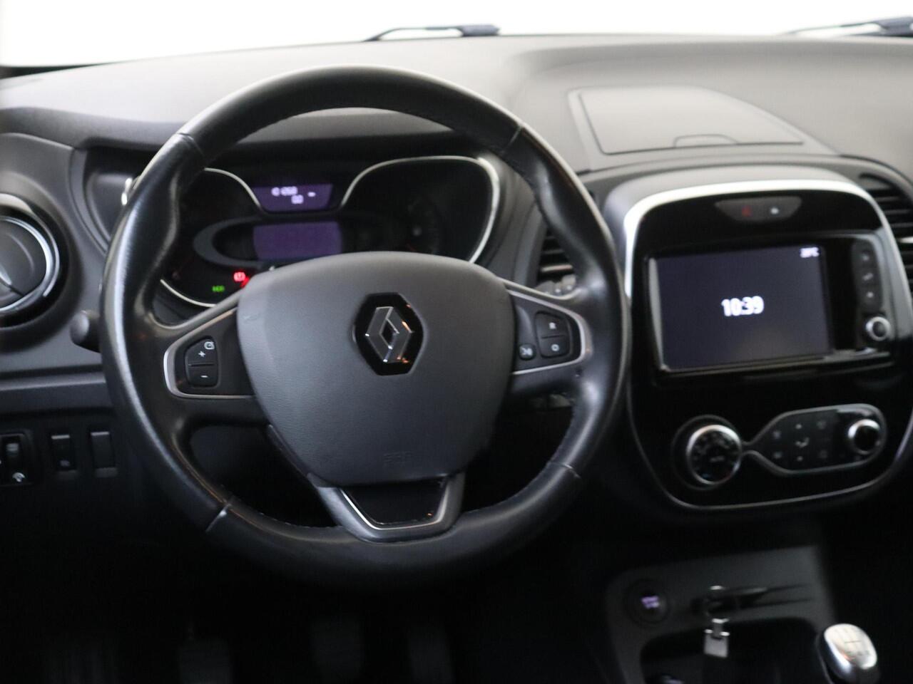 Renault CAPTUR 0.9 TCe Intens TREKHAAK 1200 kg | Navigatie | Parkeersensoren voor & Achter | Privacy Glass |