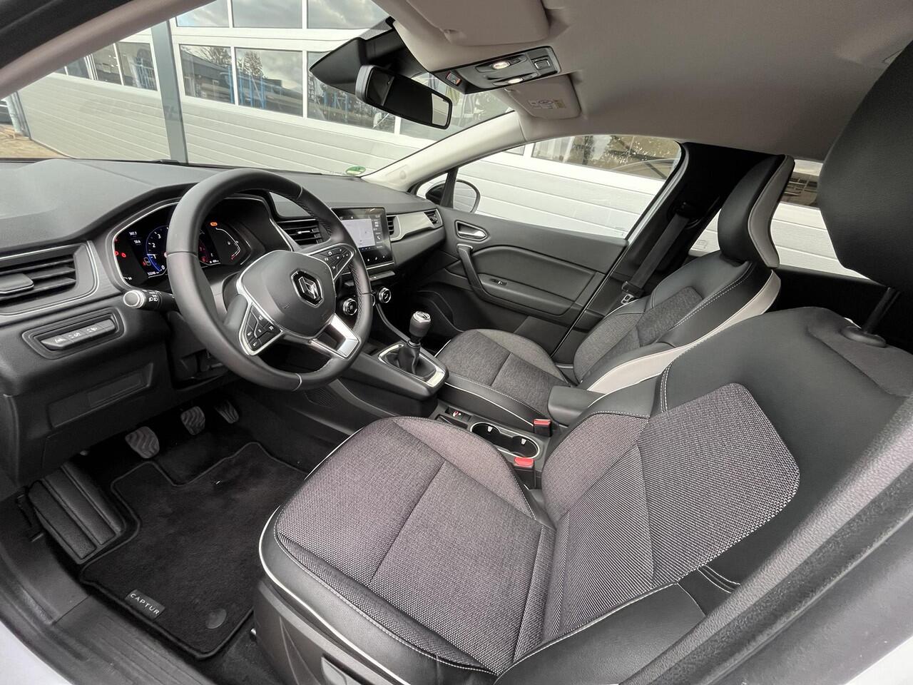 Renault CAPTUR 1.0 TCe 100 Intens