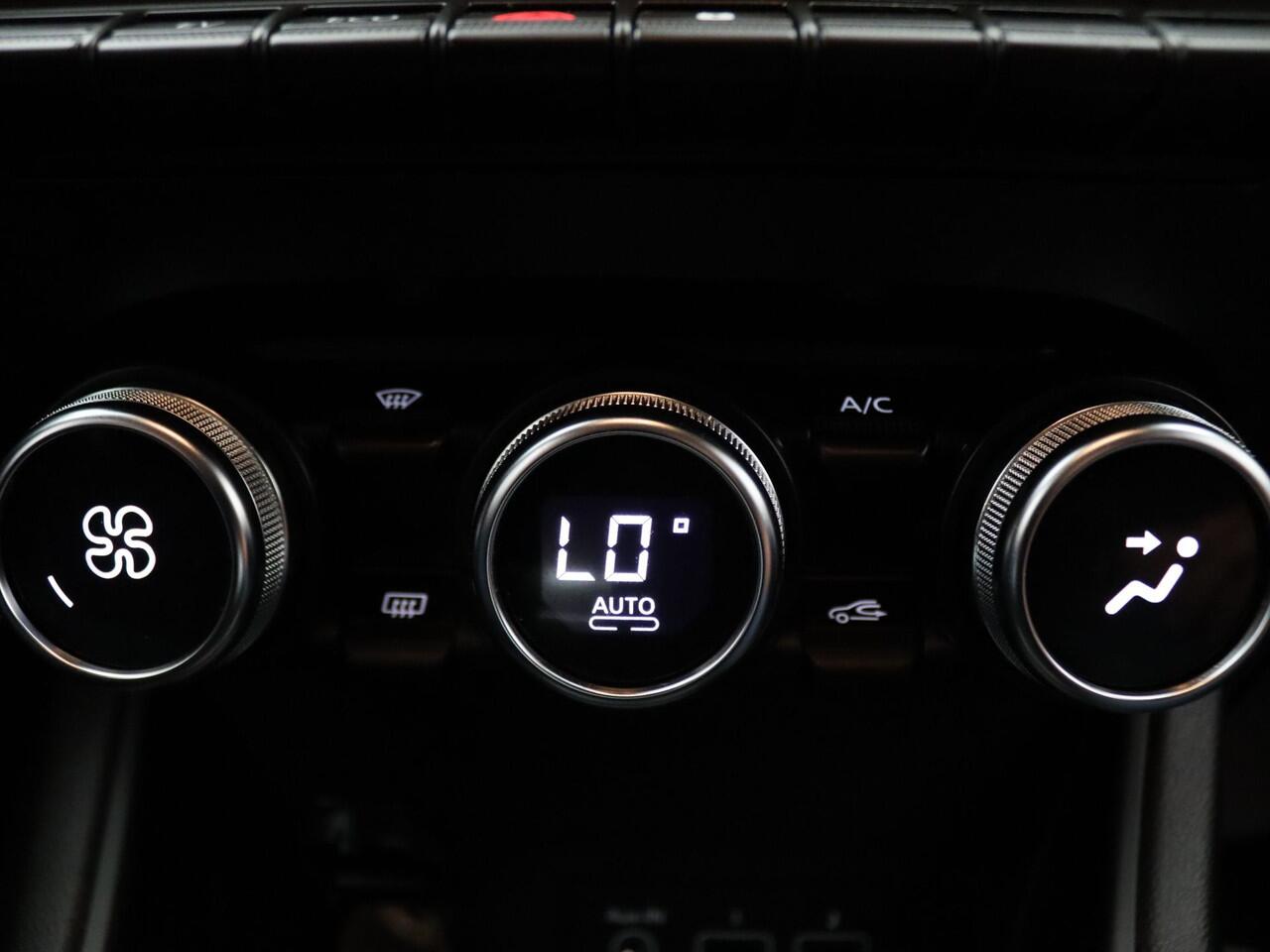 Renault CAPTUR 145pk E-Tech Hybrid Intens Automaat Cruise | Carplay | Parkeersens. achter