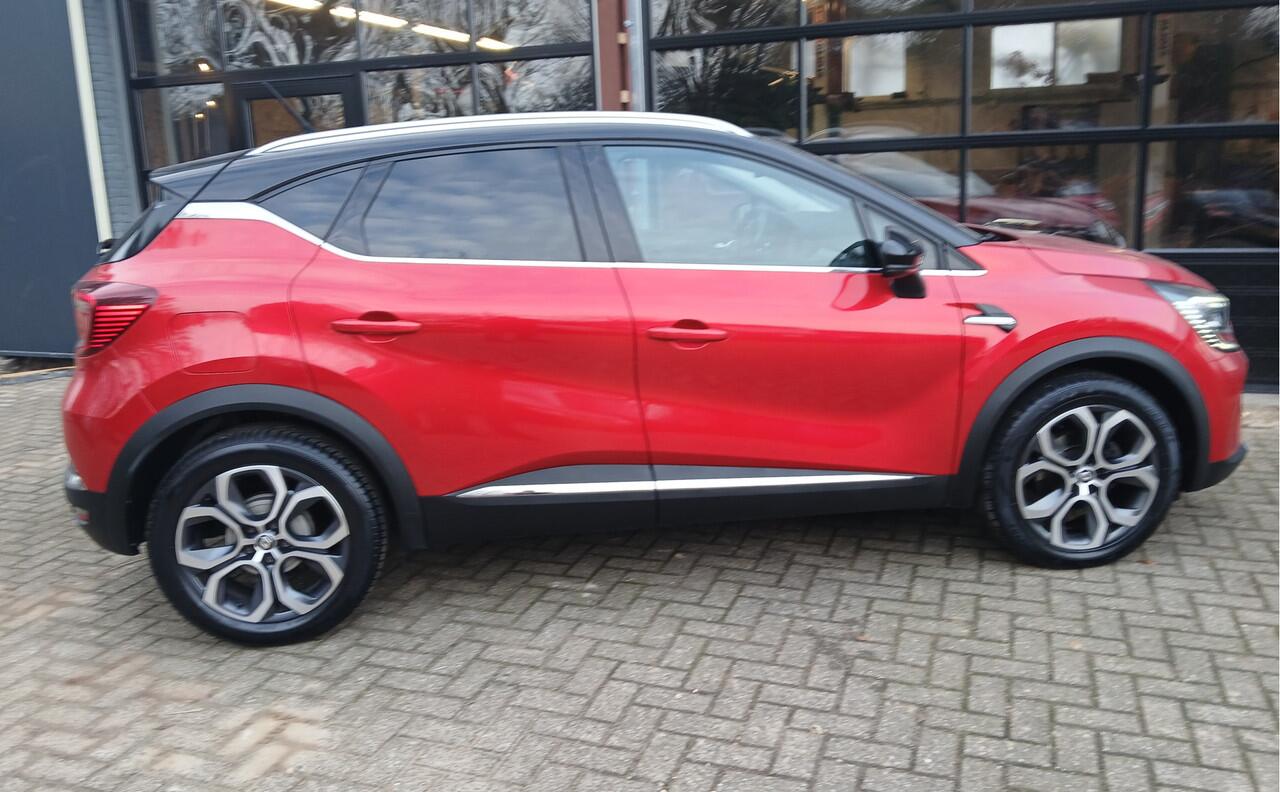 Renault CAPTUR 1.3 TCe 140 Intens / automaat / camera