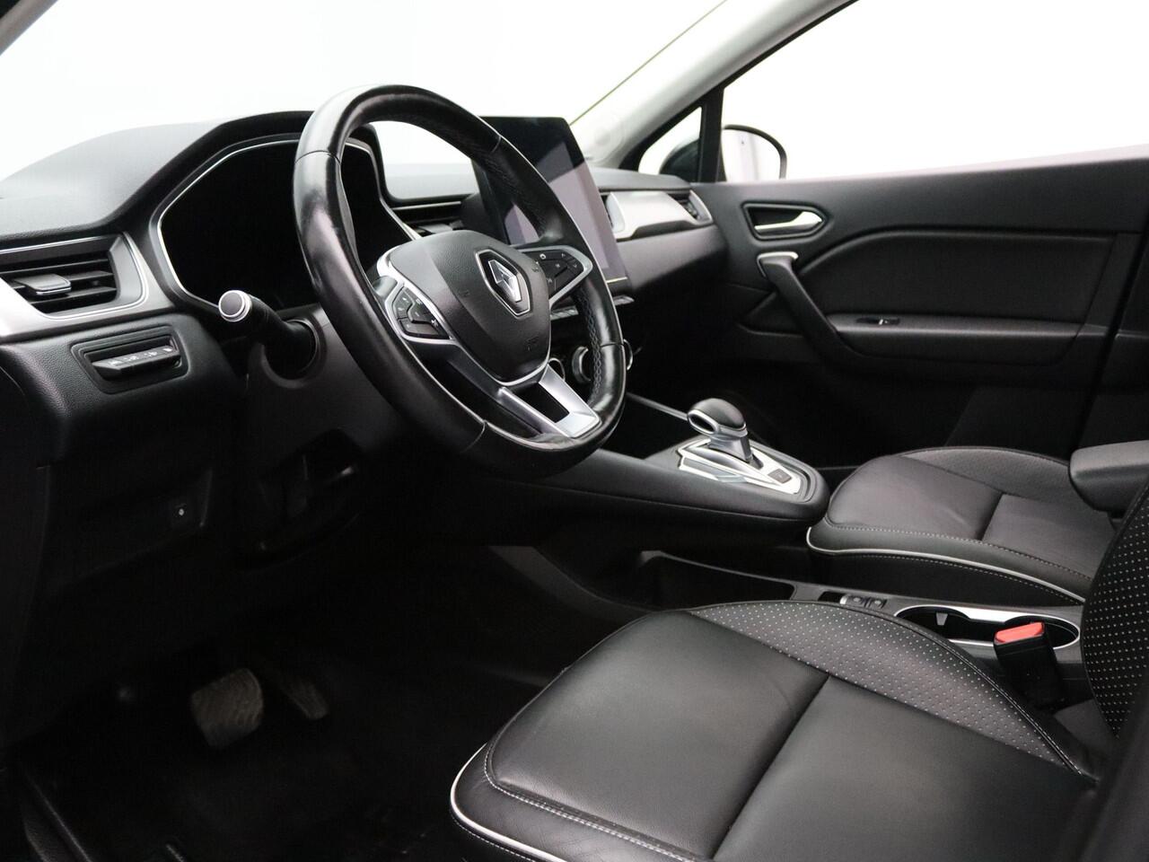 Renault CAPTUR 160pk E-Tech Plug-in Hybrid Intens Automaat/EDC Camera | Adapt. Cruise | Navi | Parkeersens. v+a | Stoel-/stuurverw. | Panoramadak