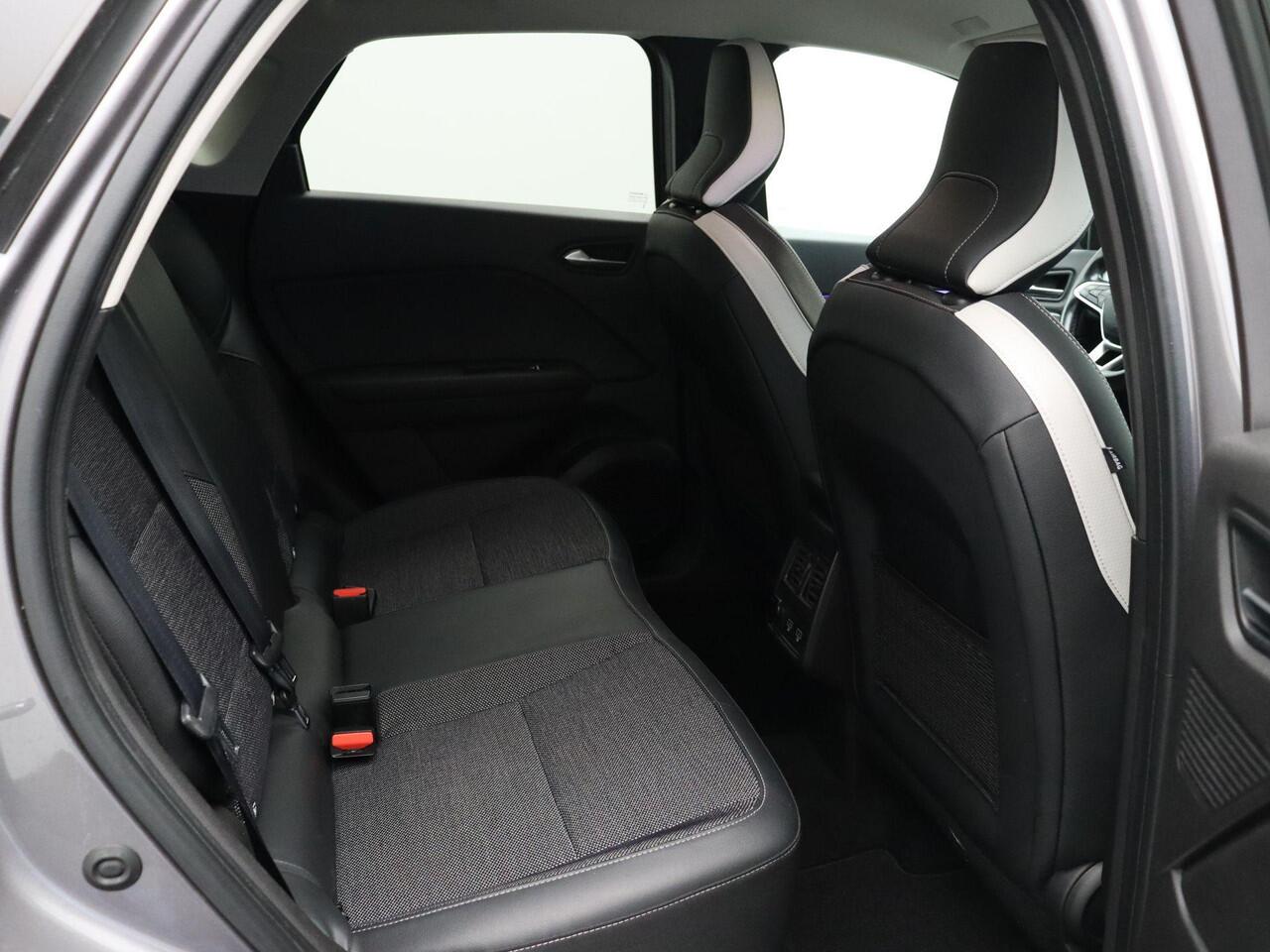 Renault CAPTUR 1.0 TCe 100 Intens | 1200KG Trekgewicht | Keyless | Clima | LED | Stoelverwarming | Achteruitrijcamera | Cruise.