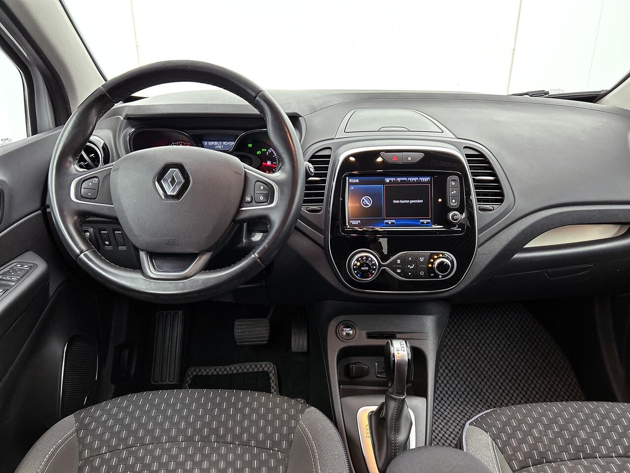 Renault CAPTUR 1.3 TCe Intens / Trekhaak / Bose sound / Camera / Carplay-Android Auto
