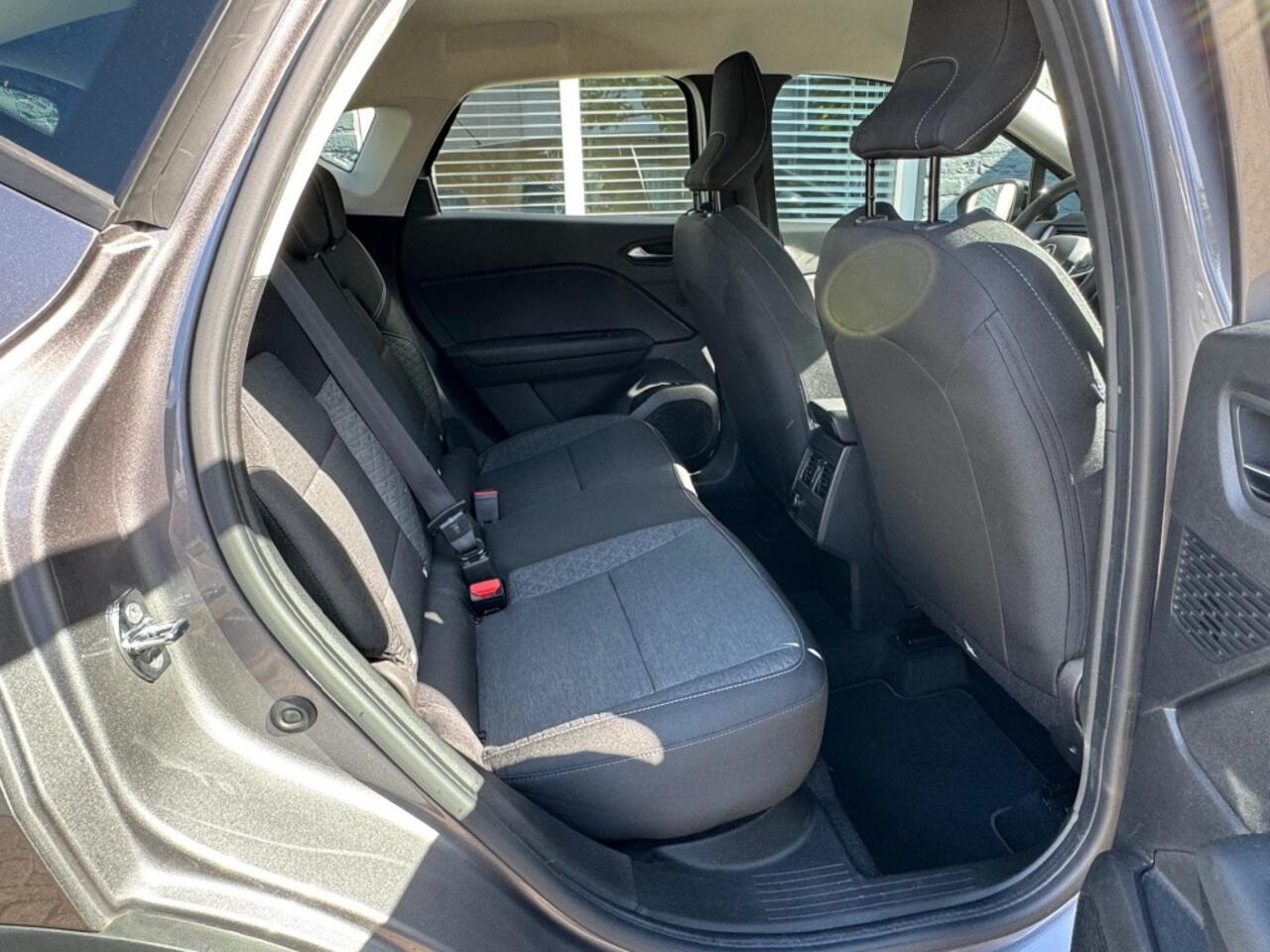 Renault CAPTUR 1.0 TCE Business Zen + ECC + Led + Navi + pdc - 08/2022 - 82 dkm