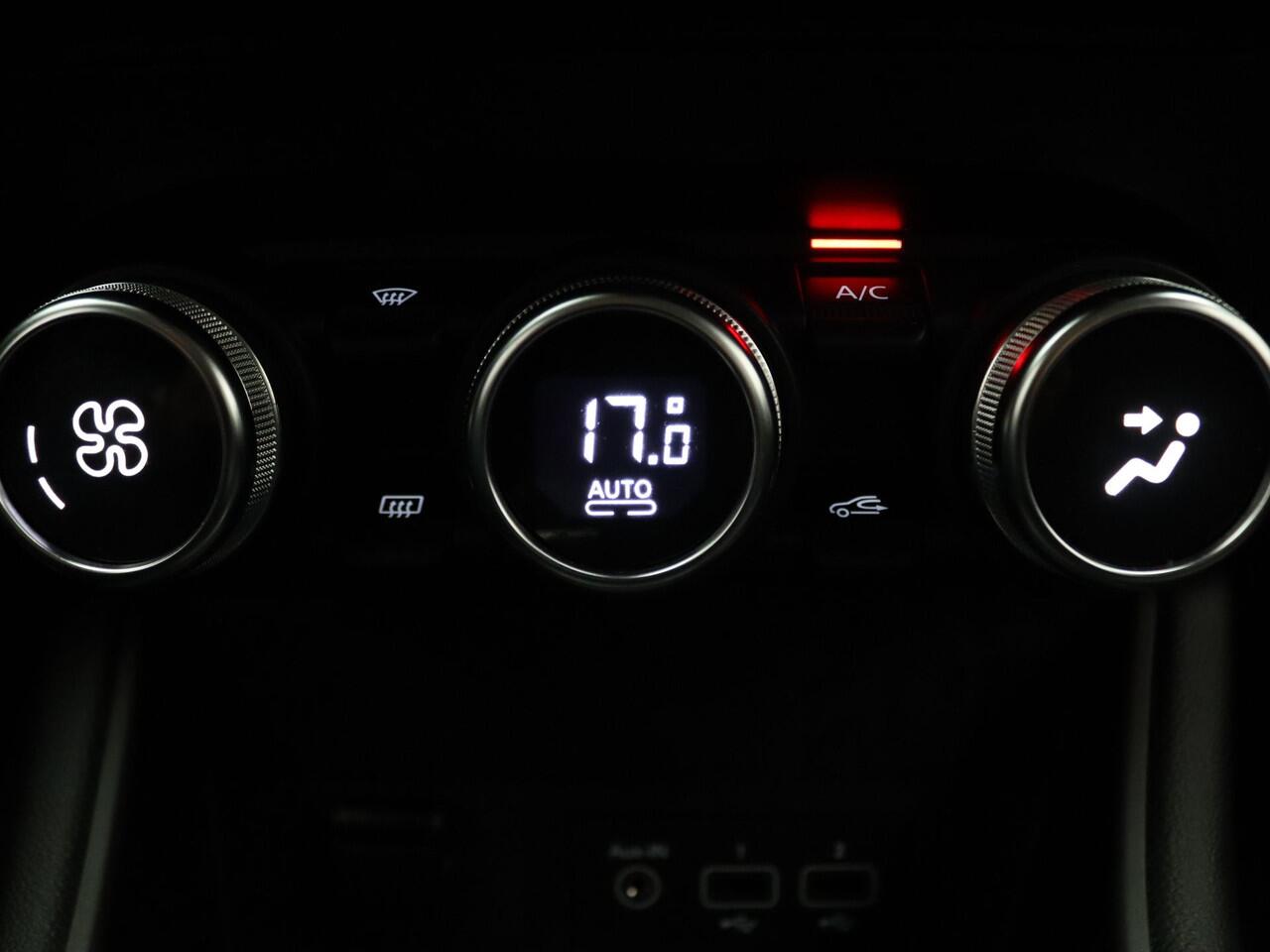 Renault CAPTUR 130pk TCe Edition One EDC/Automaat Camera | Cruise | Navi | Parkeersens. v+a | Trekhaak