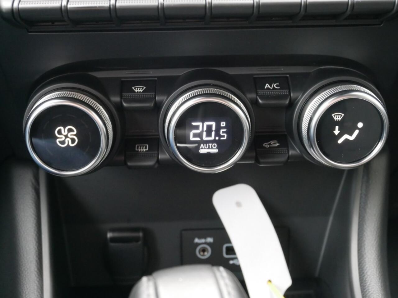 Renault CAPTUR 1.3 TCE INTENS **Clima//Navi//Lm **