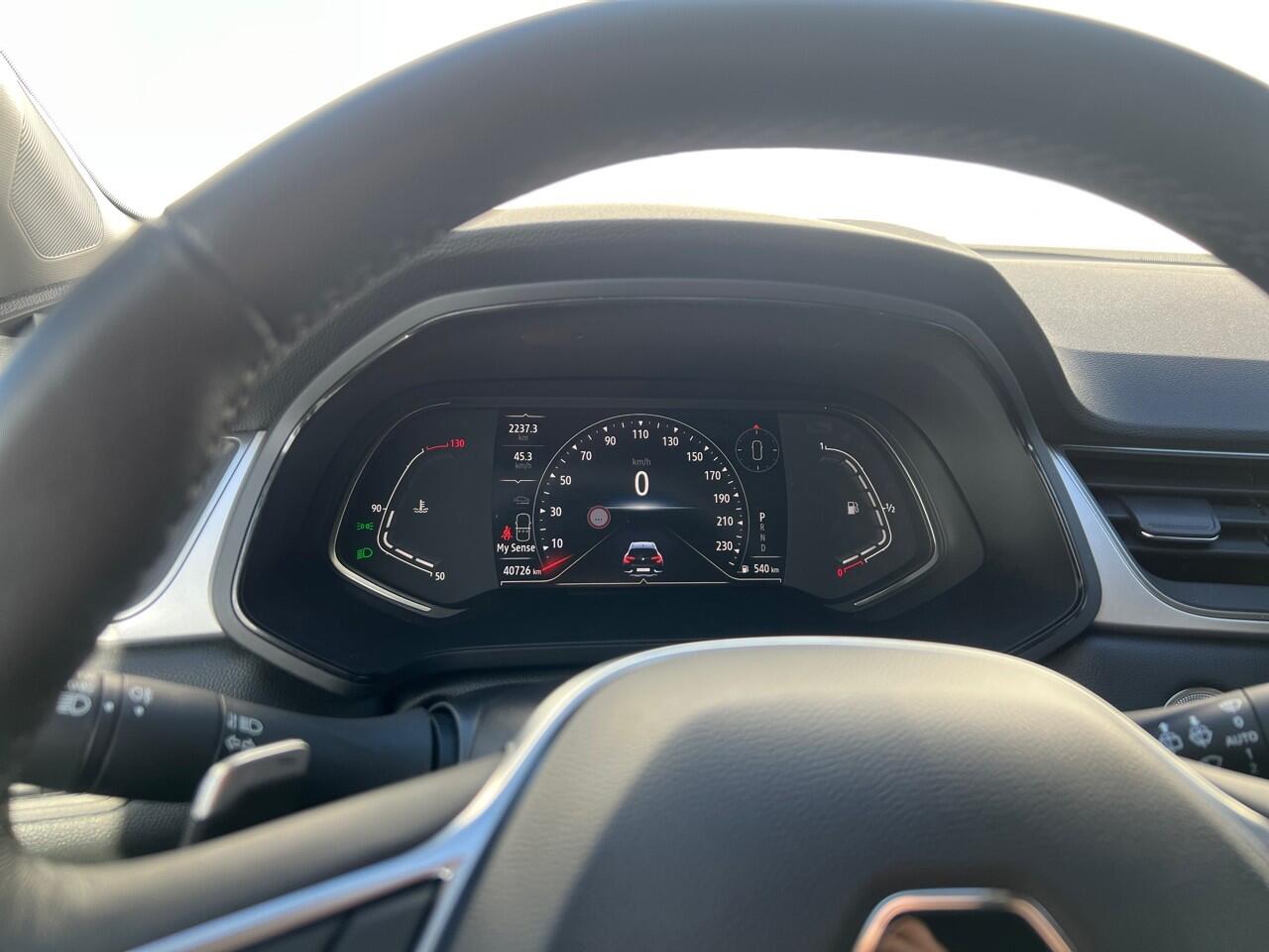 Renault CAPTUR 1.3 TCe 140 techno EDC AUTOMAAT / NAVI / CAMERA