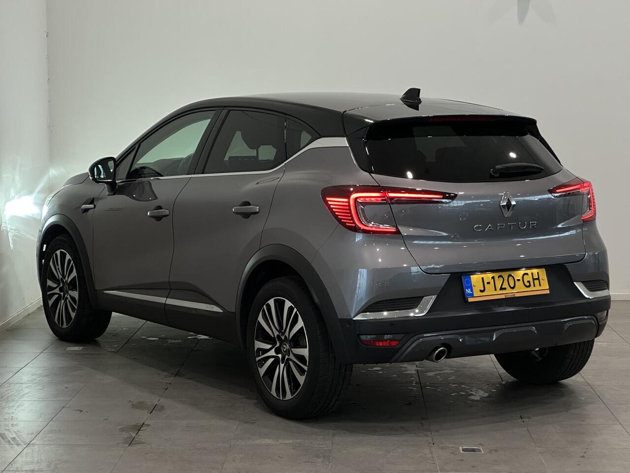 Renault CAPTUR 1.3 TCe 130 EDC Initiale Paris | Leder | Navigatie 9,3" | Climate Control | Cruise Control | Lichtmetalen velgen 18" | Apple Carplay/Android Aut