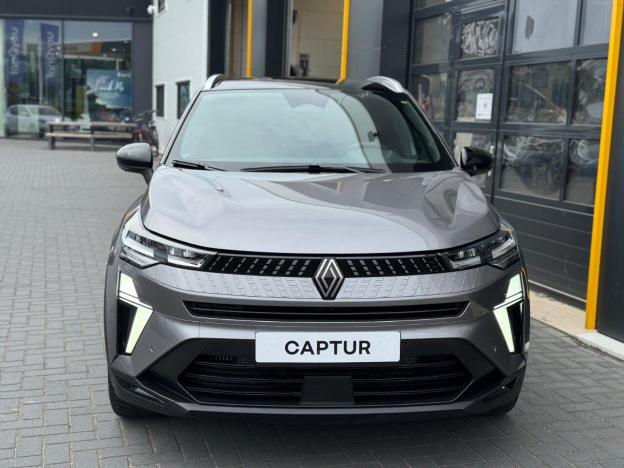 Renault CAPTUR 1.0 TCe 90 Techno Camera Pack Winter Harman Kardon All Season