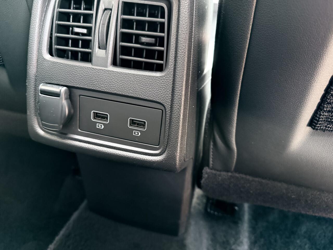 Renault CAPTUR Techno Tce 140 EDC automaat | panoramadak | parkeersensor v+a | camera | tijdelijk gratis Top Afleverpakket twv Eur 695