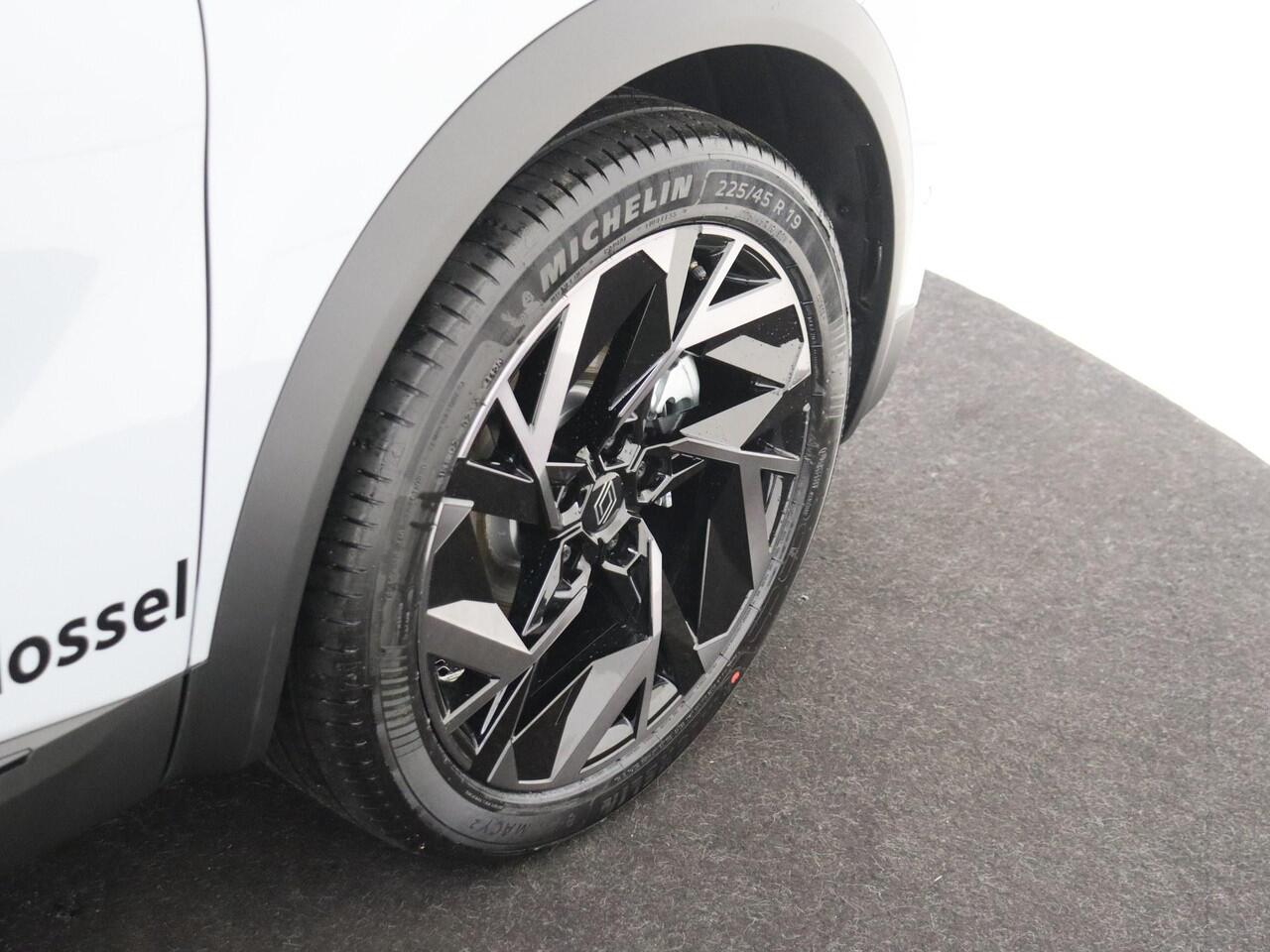 Renault CAPTUR 1.8 E-Tech full hybrid 160 esprit Alpine | Pack Light & Sound