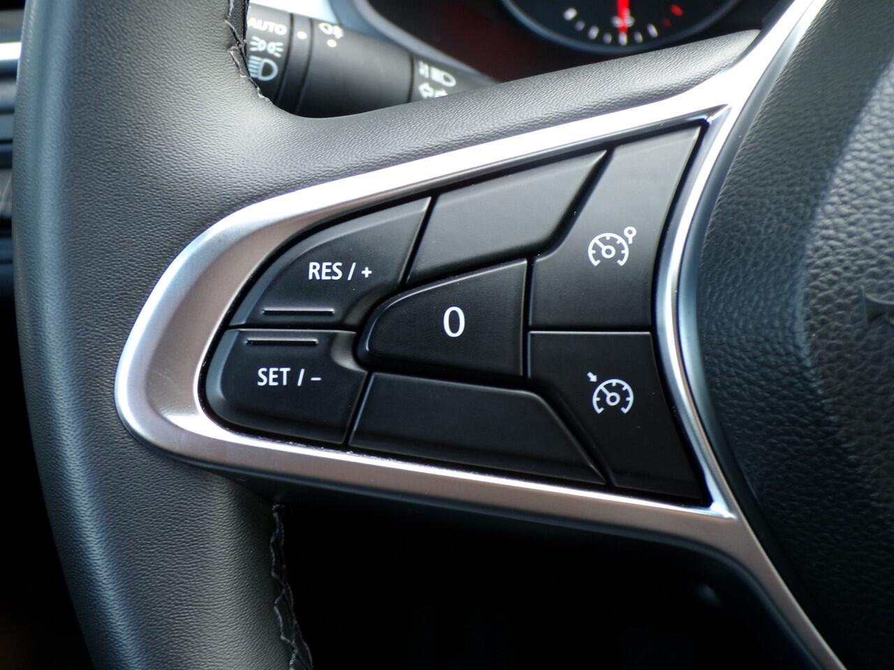 Renault CAPTUR 1.0 TCe Evolution, Full LED / Carplay + Android Auto / Navi / Keyless / Parkeersensoren achter