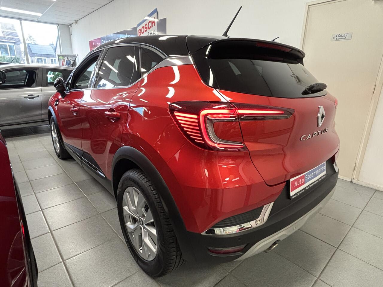 Renault CAPTUR 1.3 TCe 140 Origineel Nederlandse Auto (NAP) - CAMERA - CARPLAY - PDC voor + achter