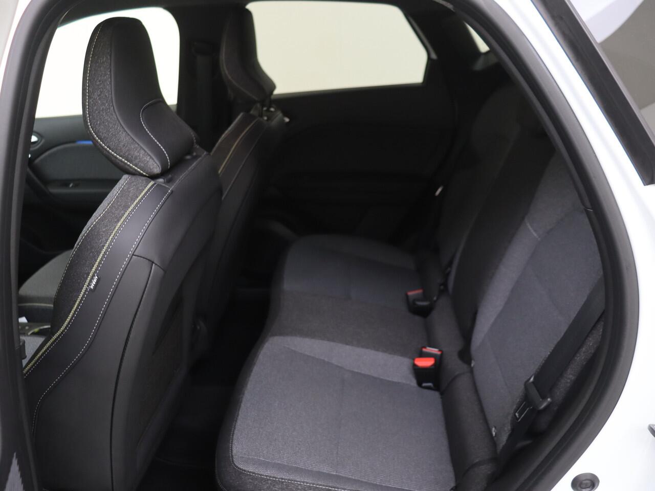 Renault CAPTUR 1.6 E-Tech full hybrid 145 techno | Pack Winter | Pack Navigatie | Adapt. Cruise | Camera |