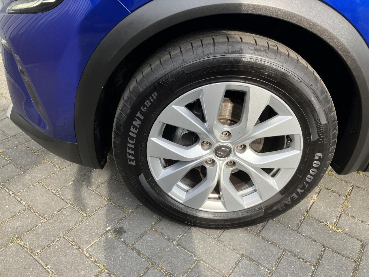 Renault CAPTUR 1.3 TCe 130 Intens * TREKHAAK *