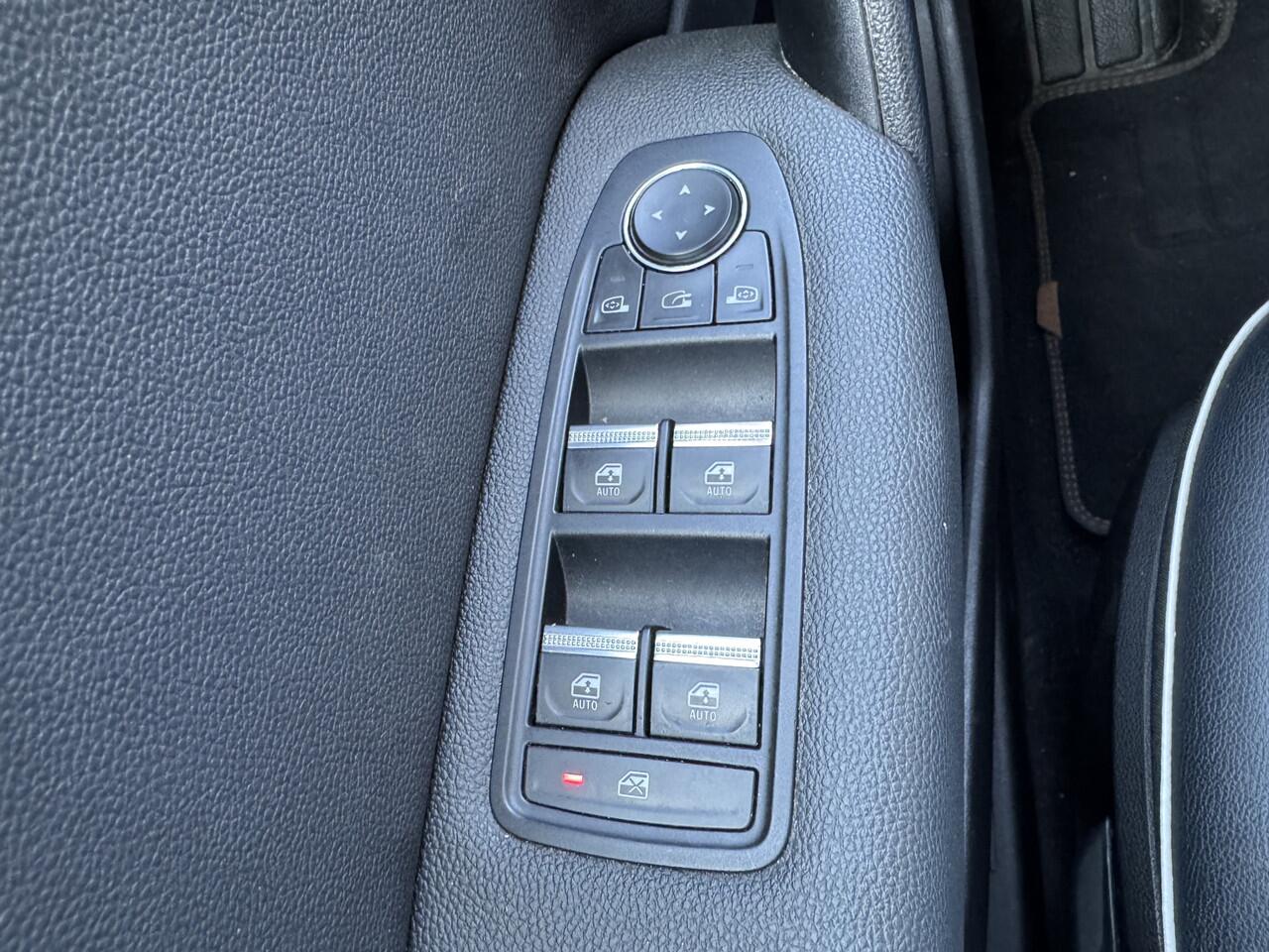 Renault CAPTUR 1.0 TCe 100 Intens Keurig nette auto Staat in Hardenberg