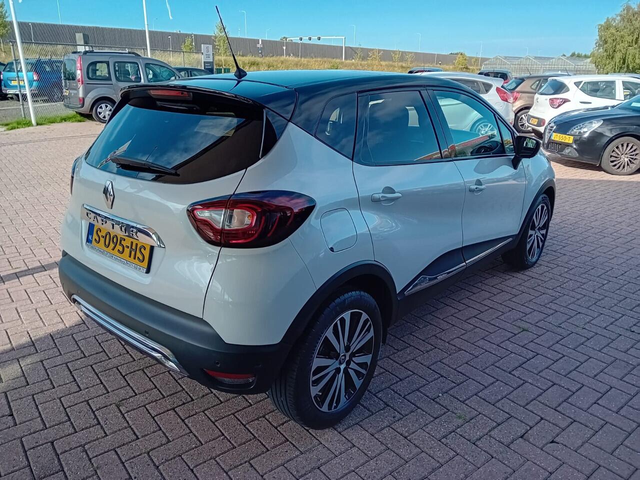 Renault CAPTUR 1.3 TCe Initiale Paris Automaat, Zeer mooie auto vol opties, Zie foto's BOVAG