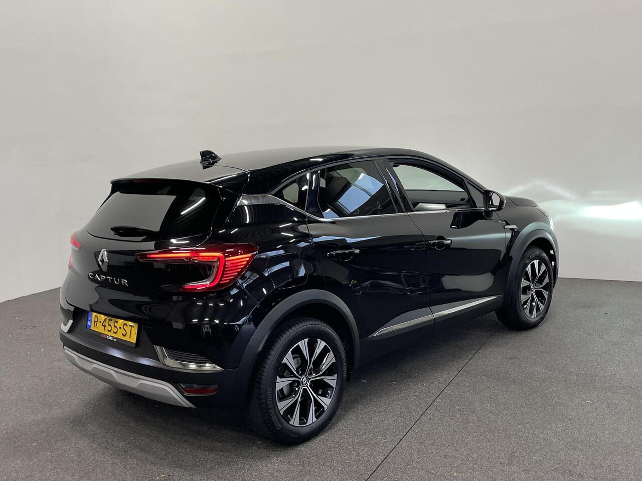 Renault CAPTUR 1.0 TCe 90 techno Navigatie Apple Carplay/Android Auto Camera Parkeersensoren achter Cruise Control Full Led Climate Control Lichtmetalen velgen