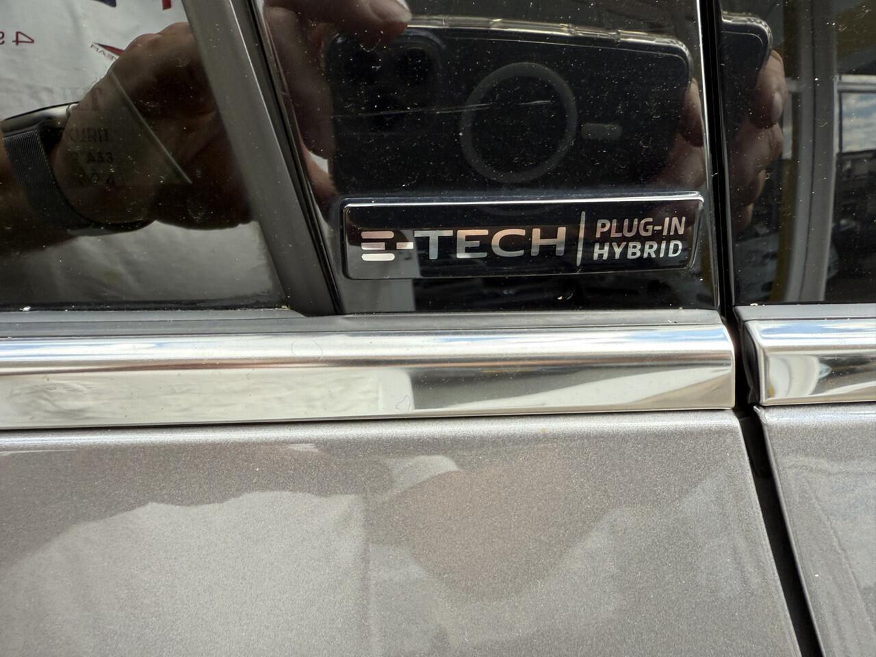 Renault CAPTUR 1.6 E-Tech Plug-in Hybrid 160 Intens CAMERA NAVIGATIE PARK.SENSOREN