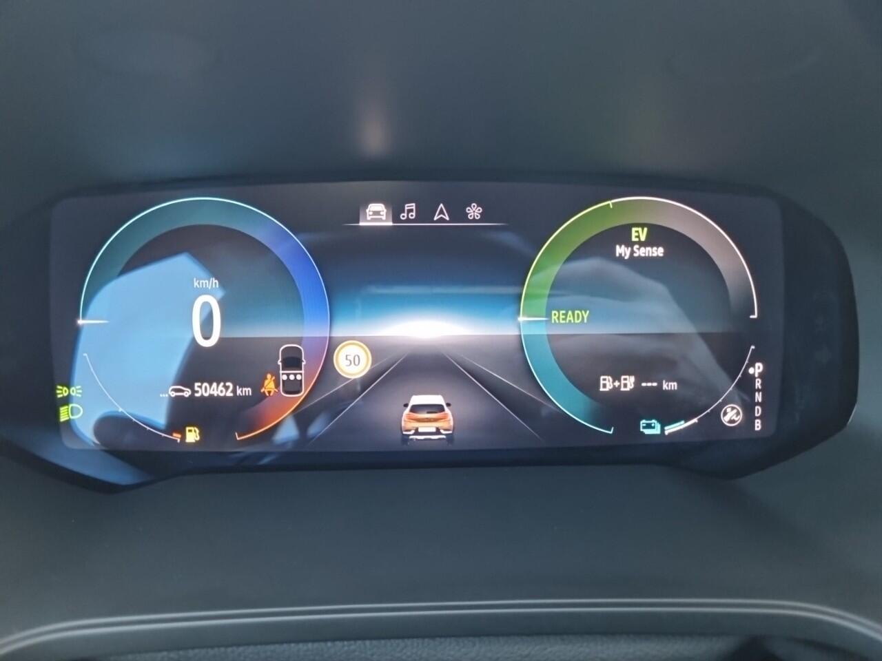 Renault CAPTUR 1.6 E-Tech Plug-in Hybrid 160 Intens AUTOMAAT / STOELVERWARMING / ECC