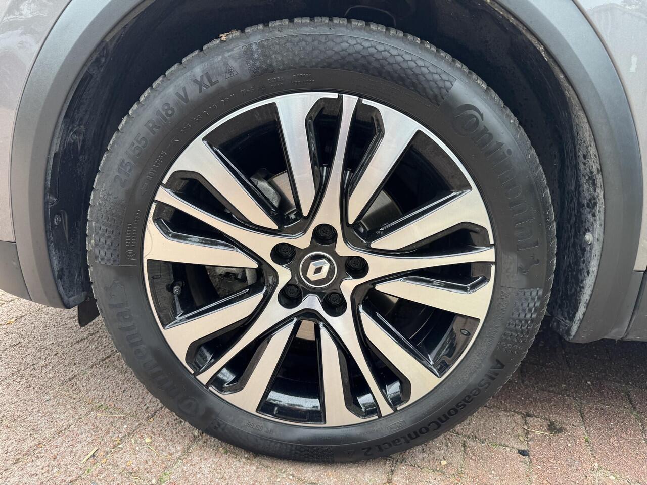 Renault CAPTUR 1.6 E-Tech plug-in hybrid 160 Initiale Paris