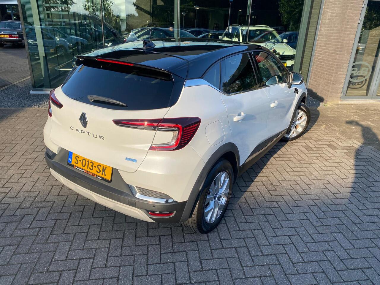 Renault CAPTUR 1.6 E-Tech Plug-in Hybrid 160 Intens