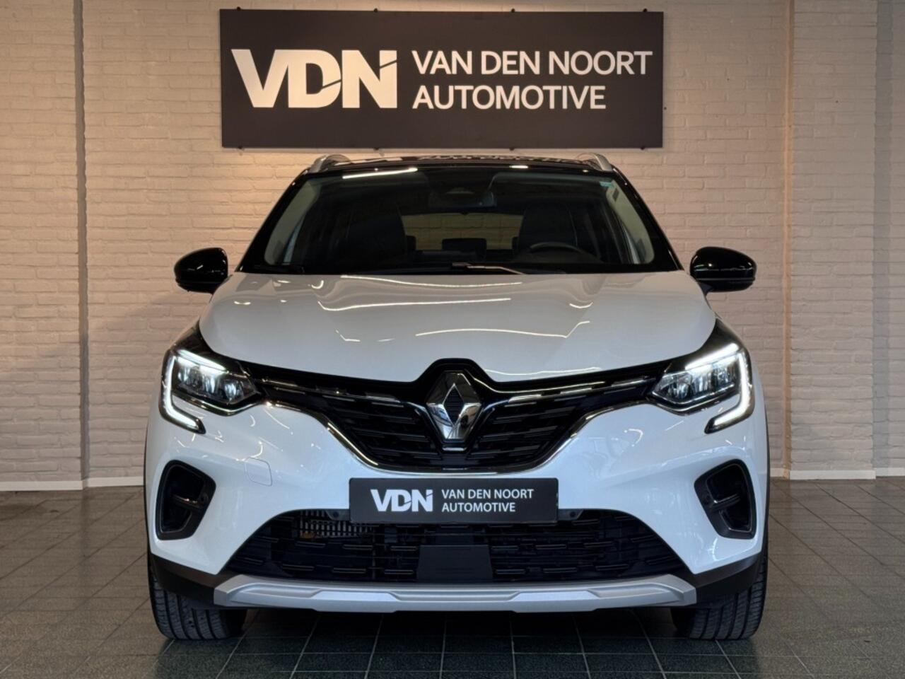 Renault CAPTUR 1.3 TCe Mild-Hybrid Techno 140pk Grote Navi Camera Sfeerv 18''