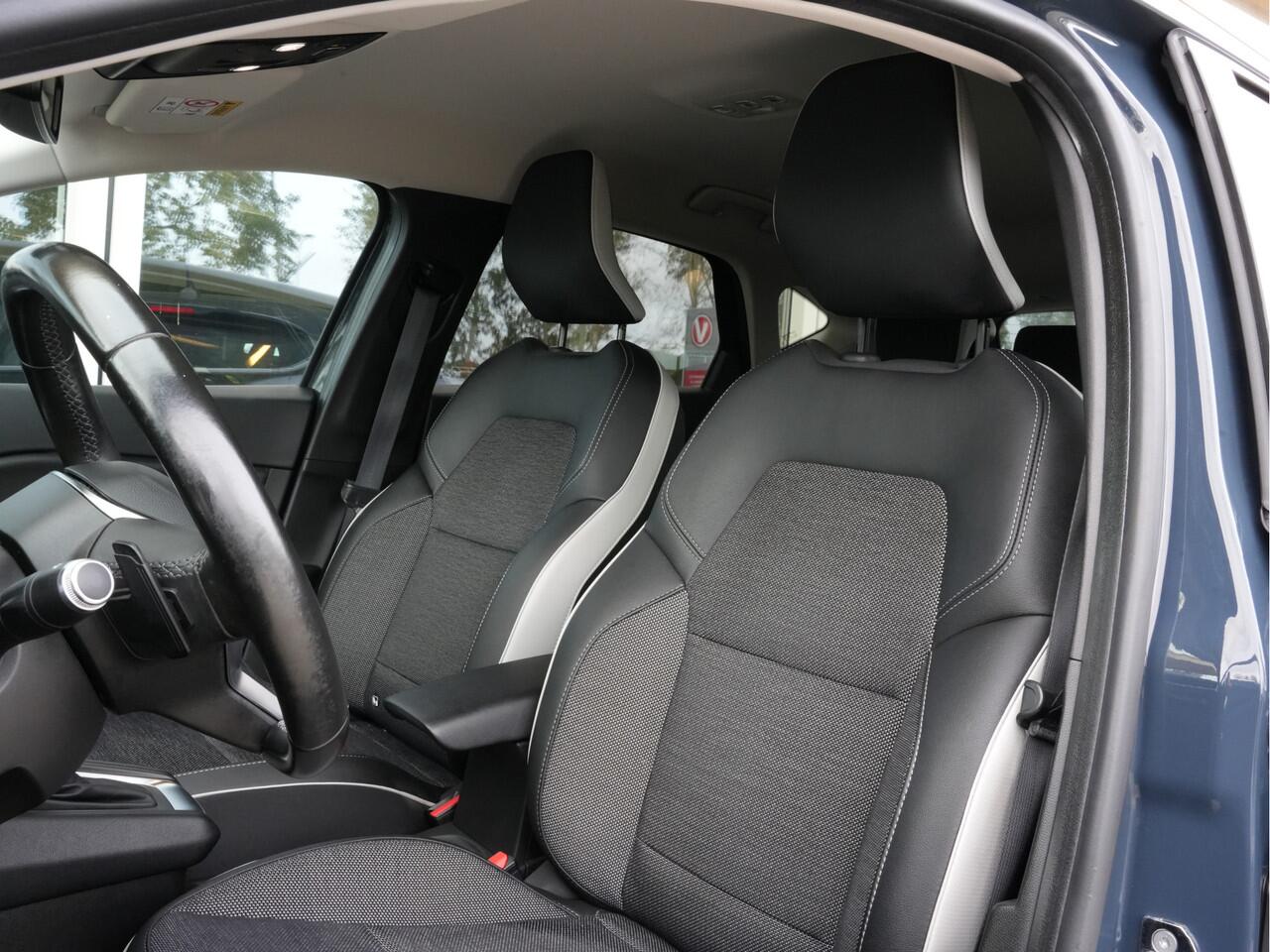 Renault CAPTUR 1.3 TCe 130 Automaat Intens | Climate Control | LED | Android/Apple Carplay