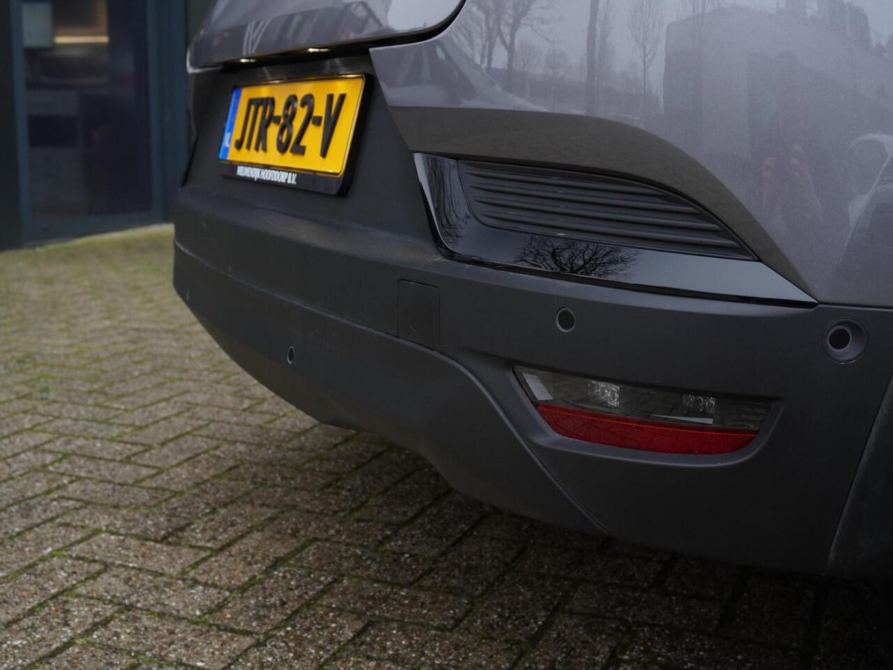 Renault CAPTUR 1.6 E-Tech full hybrid 145 techno AUTOMAAT / 11.000KM / NAVI / 360 CAMERA / PDC 360 / CRUISE / CLIMATE / KEYLESS / RESERVEWIEL / PRIVACY GLASS / APPLE CARPLAY / ANDROID AUTO / 18'' LMV