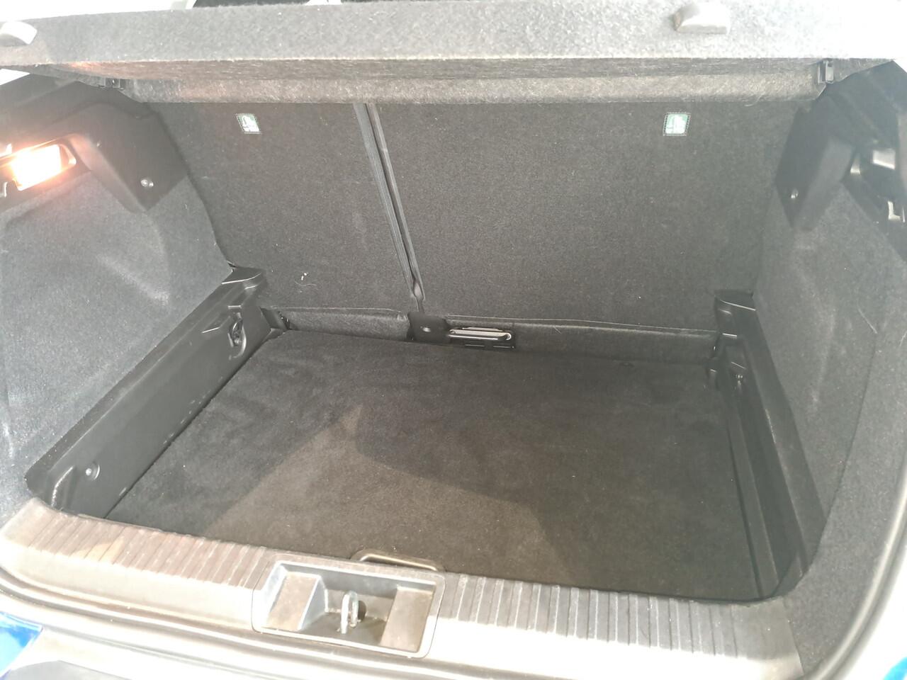 Renault CAPTUR 1.0 TCe 100 Edition One | Climat Control | LM Velgen | Cruise | Navigatie |