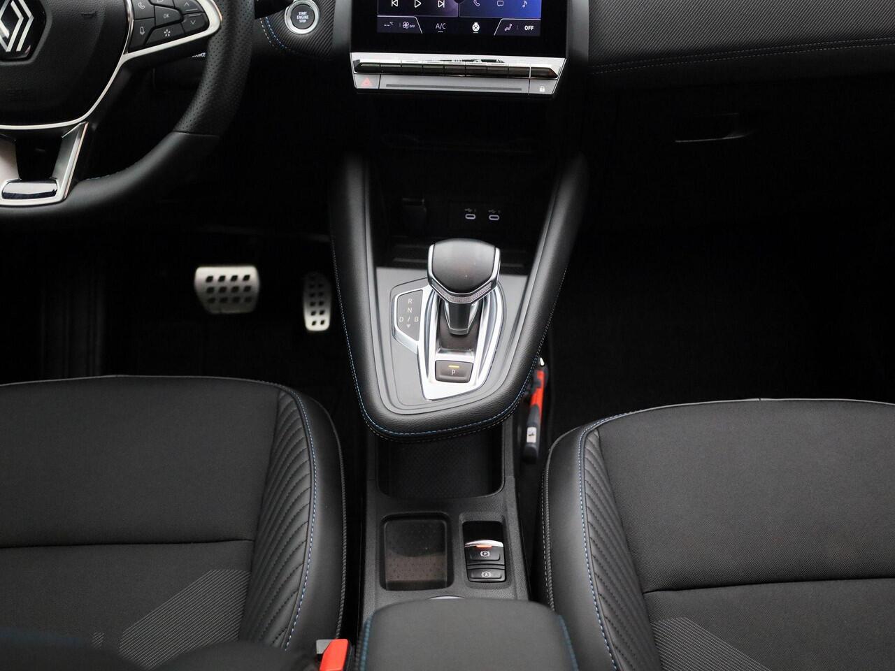 Renault CAPTUR 1.6 E-Tech full hybrid 145 PK esprit Alpine Navigatie | Android Auto | Apple Carplay | 360 Camera