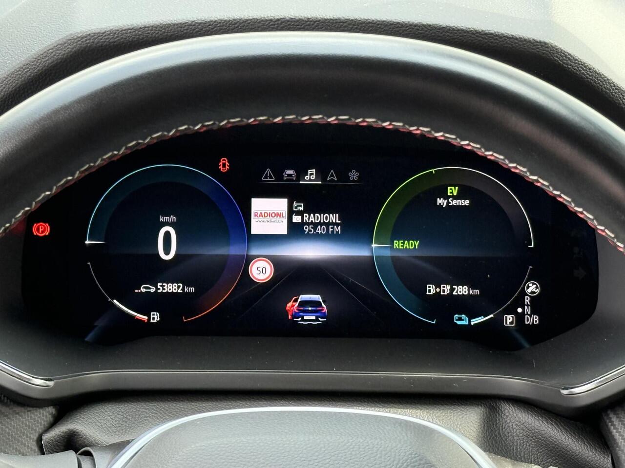 Renault CAPTUR 1.6 E-Tech plug-in hybrid 160 R.S. Line (Hoge instap) 360° Camera | Winter Pack | Navigatie | Dealer Onderhouden