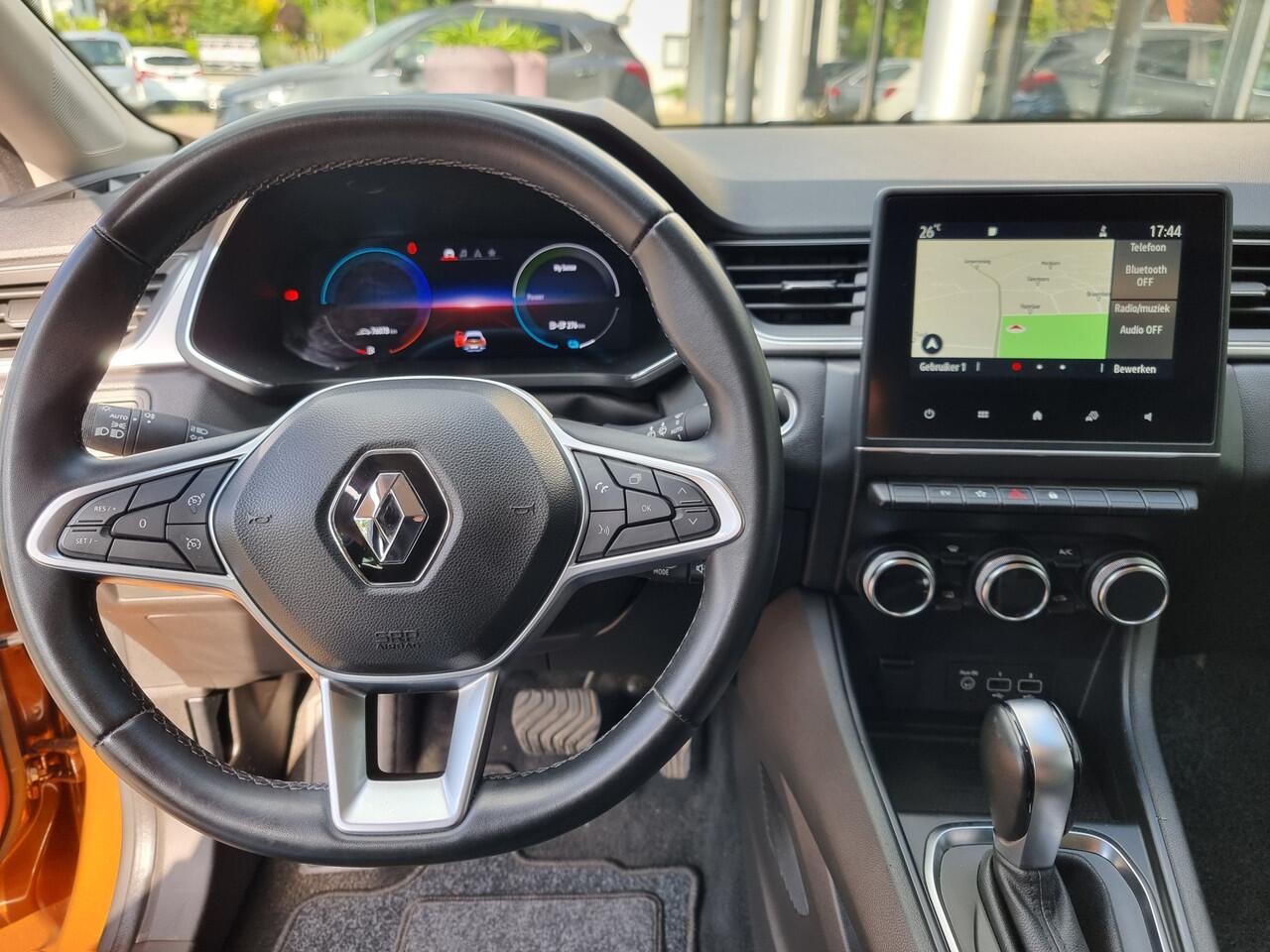 Renault CAPTUR 1.6 E-Tech Plug-in Hybrid 160pk Intens | Leder | Privacy | Zeer mooie staat!