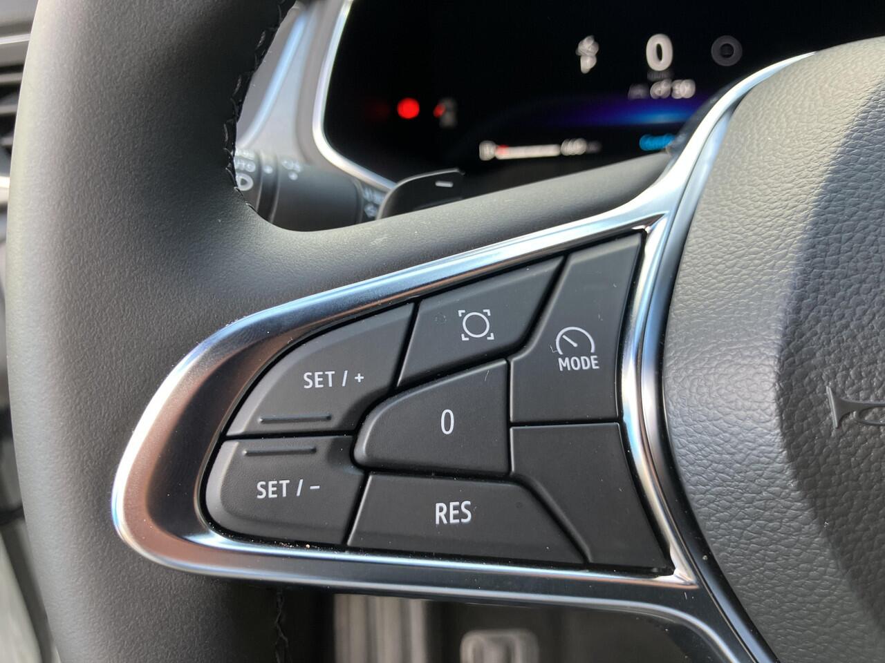 Renault CAPTUR 1.3 160 EDC AUTOMAAT techno * TREKHAAK / FACELIFT *