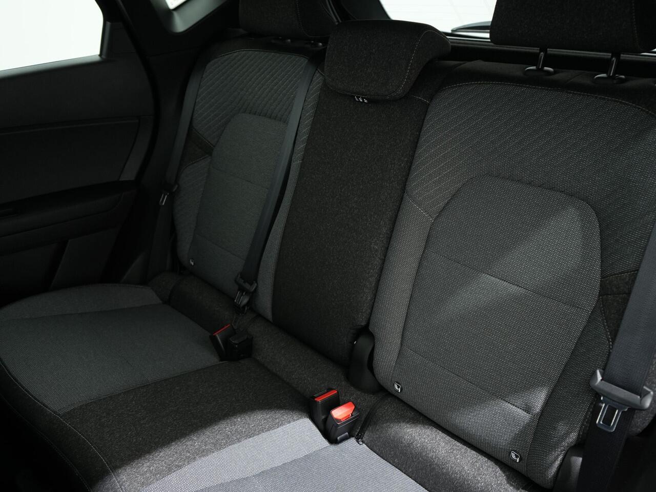 Renault CAPTUR 1.3 MILD HYBRID 158PK TECHNO EDC MY25 | nw type | Adaptive Cruise | Winterpakket