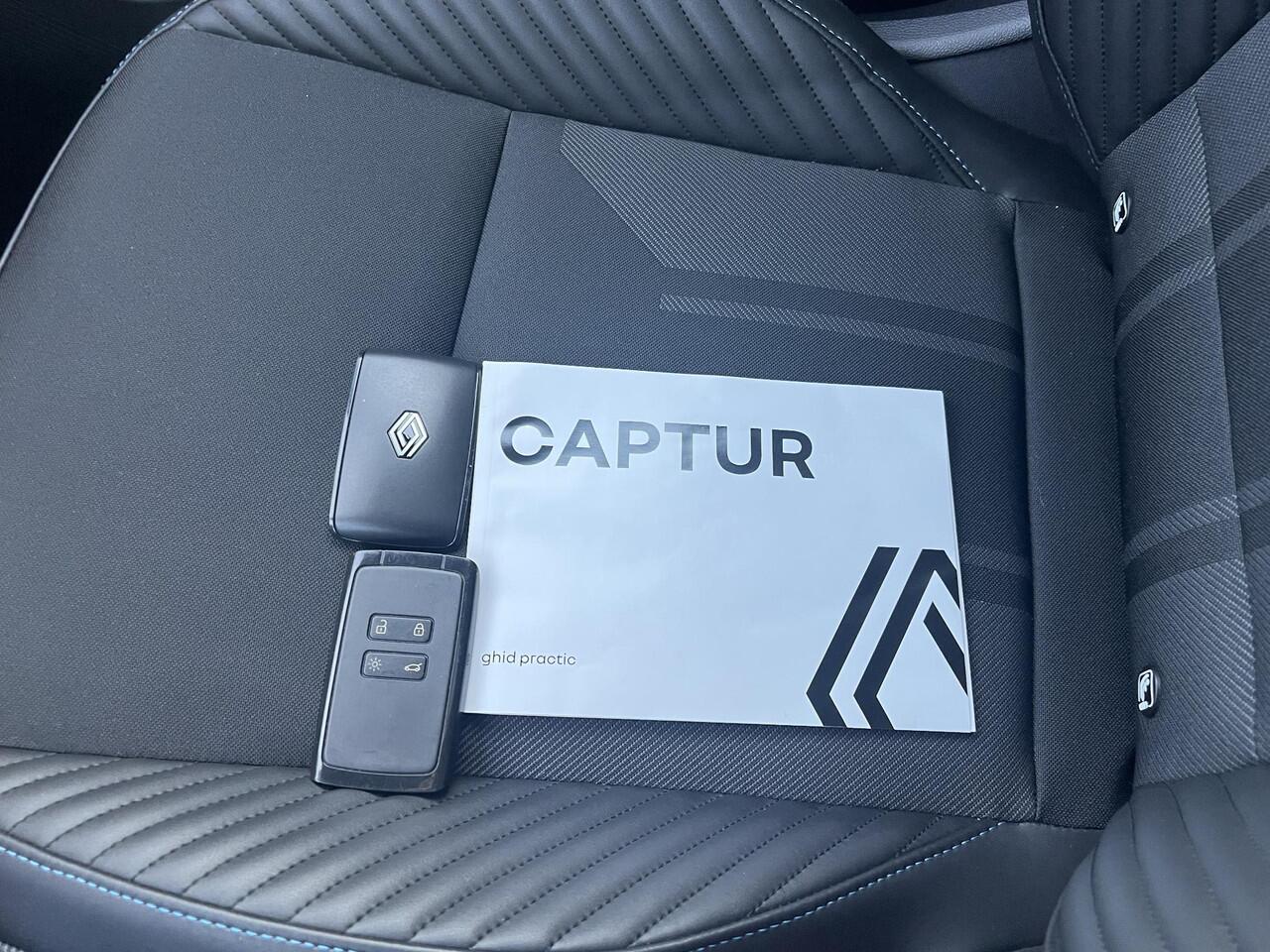 Renault CAPTUR 1.6 E-Tech full hybrid 145 esprit Alpine Automaat / Fabrieksgarantie tot 07-2027 < 100.000 km** / Schuifdak / Camera 360° /Stuur-, stoel- en voorruitverwarming / Adaptieve CC / Parkeer assistent / Navigatie / Apple Carplay Android / LM 18" wielen / 18" LM