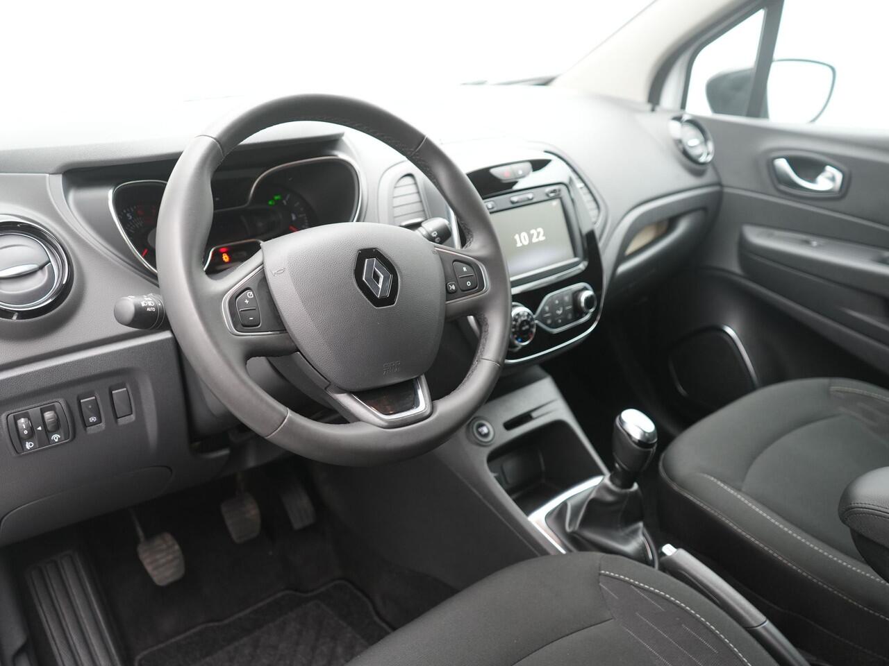 Renault CAPTUR TCe 90 Limited - RIJKLAARPRIJS - Achteruitrijcamera - Navigatiesysteem